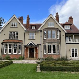 Ladyhole house